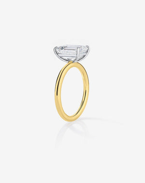 Stunning 5.05 Carat Emerald Lab Diamond Cloud Solitaire Ring.
