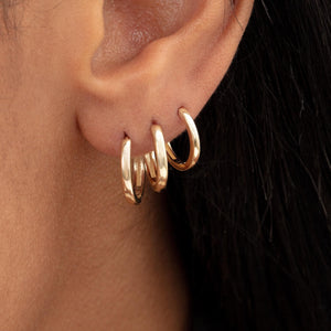 Elegant 14K Solid Gold Brianna Huggie Hoop Earrings - Everyday Style in Yellow, White, and Rose Gold (Pair).