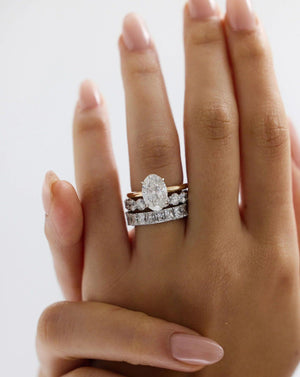 Stunning 3.85 Carat Oval Lab Diamond Cloud Solitaire Engagement Ring.