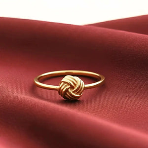 14K Yellow Gold Love Knot Ring - Timeless Gift of Everlasting Love for Her, Perfect for Anniversaries & Everyday Elegance.