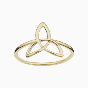 Enchanting Celtic Knot Ring - Timeless Elegance for Every Occasion.