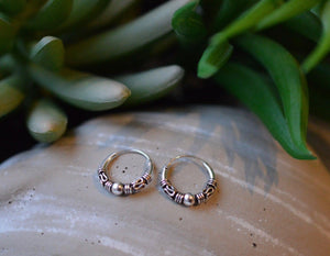 Elegant 925 Sterling Silver Bali Ball Hoop Sleeper Earrings - Available in Multiple Sizes (10-20 MM).