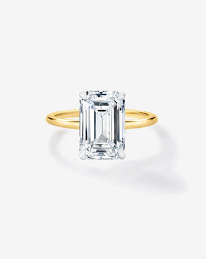 Stunning 2.54ct Emerald Diamond Solitaire Engagement Ring in Ultra Thin 14K Gold.