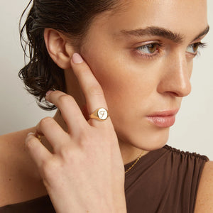 Round Signet Ring NikNenz™ Premium Gold & Diamonds