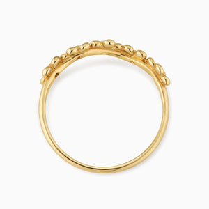 Stunning Blossom Ring - Embrace Nature's Elegance.