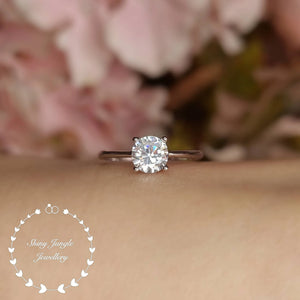 Diamond Engagement Ring, Simple Diamond Solitaire Ring, round Brilliant Cut 1 Carat 6Mm Diamond Simulant Promise Ring, April Birthstone Gift