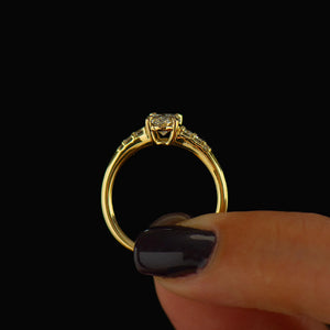 Tapered Oval Ring, 14K / 18K Yellow Gold Ring, Oval Cut Diamond, Thin Engagement Ring, Minimal Ring, Modern Ring , Delicate Ring, Oval Ring