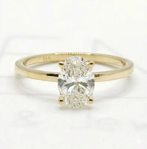 Oval Lab Grown Diamond Ring in 14K Gold – Classic Engagement Ring