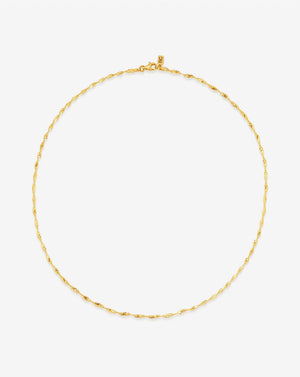 Elegant Twisted Dorica Chain Necklace - A Timeless Statement Piece.