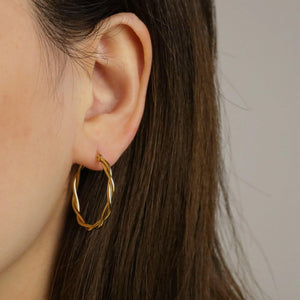 Stunning 18K Gold Plated Titanium Twist Hoop Earrings - Hypoallergenic Minimalist Elegance.