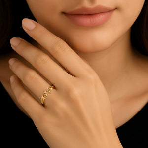 14K Yellow Gold Dainty Heart Link Ring