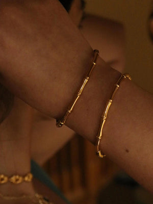 Elegant 18K Gold Bamboo Bangle - Chunky Minimalist Oval Bracelet, Perfect for Stacking!.