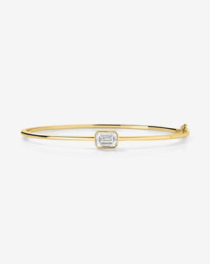 Stunning Emerald Lab Diamond Bangle - Timeless Elegance Awaits!.