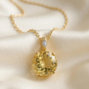 Stunning 14K Gold Yellow Topaz and Diamond Pendant Necklace.