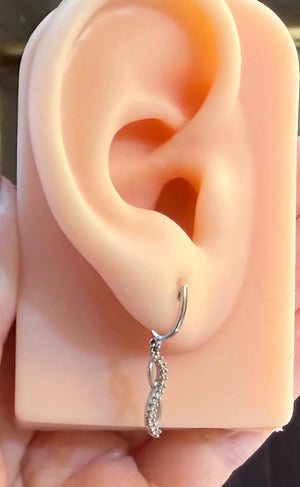 Vintage 10K White Gold Diamond Drop Dangle Earrings