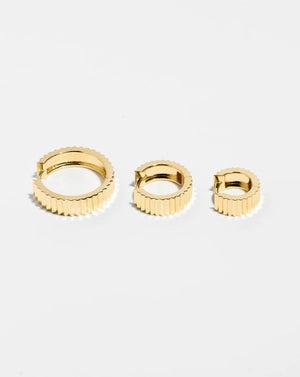 Elegant Wide Gold Fluted Hoop Earrings.
