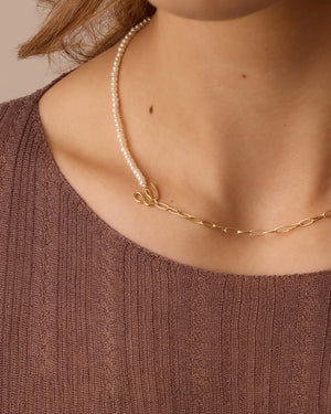 Lou Pearl Alphabet Necklace NikNenz™ Premium Gold & Diamonds