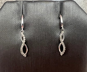 Vintage 10K White Gold Diamond Drop Dangle Earrings