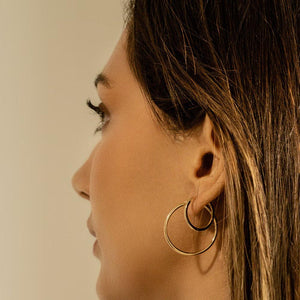 14K Gold Dainty 20mm Hoop Earrings - Elegant Ferkos Fine Jewelry Gift for Her.
