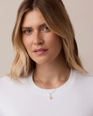 Ollie Delicate Necklace NikNenz™ Premium Gold & Diamonds