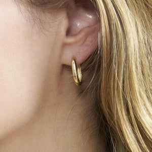 14K Gold Oval Huggie, Dainty Solid Gold Huggie Earrings, Thick Oblong Hoop Huggies, Minimalist Jewelry, Plain Gold Huggies, Julissa