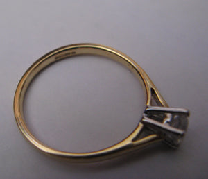 0.25Ct Diamond Solitaire 9Ct Gold Ring Cathedral Style