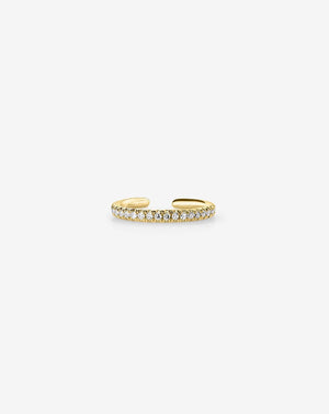 Radiant Diamond Ear Cuff: Elevate Your Elegance.