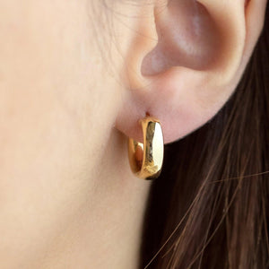 Chunky 14K Solid Gold Hoop Earrings - Timeless Classic Elegance.