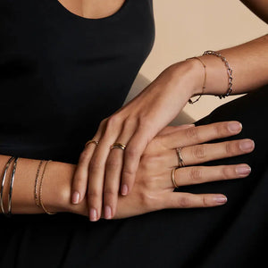 Crossover Illusion Band Ring in Silver