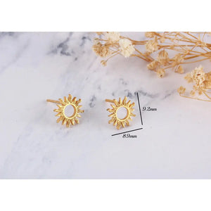 Dainty 14K Solid Gold Sun Stud Earrings - Perfect Celestial Gift for Her.