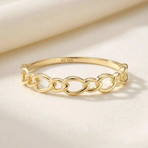 Dainty 14K Yellow Gold Cuban Link Ring – Elegant Chain Style for Everyday Luxury and Perfect Gift for Her.