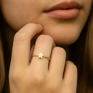 10K Yellow Gold Dainty Star Ring
