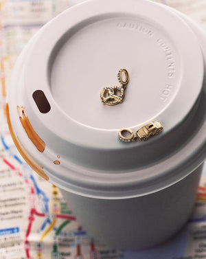 Charming NY Taxi Pendant - A Touch of City Spirit!.