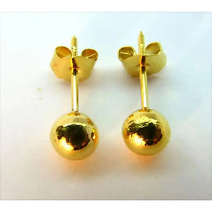 Elegant 22K Solid Gold 5mm Ball Stud Earrings for Everyday Elegance.