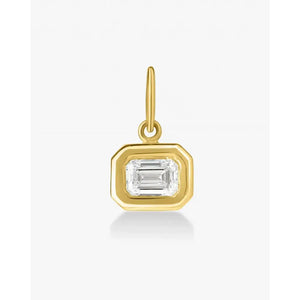 Elegant Framed Lab-Diamond Pendant for Timeless Style.