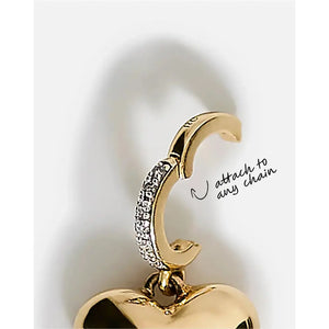 Elegant Pearl Charm for Every Occasion.