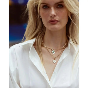 Elegant Split Chain Necklace - A Statement Accessory for Every Occasion.