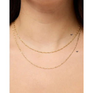 Elegant Twisted Dorica Chain Necklace - A Timeless Statement Piece.