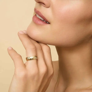 Forever Band II Stunning Statement Ring.