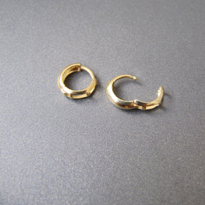 Luxurious 18K Solid Gold Bold Huggie Hoop Earrings - 3mm Sleek Sleeper Design, Available as a Single or Pair.