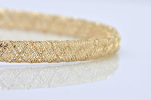 Elegant 14K Yellow Gold Mesh Bracelet - 7 Inch Flexible Slip-On Lightweight Design.