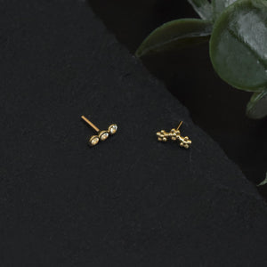 14K Solid Gold Trinity CZ Flat Back Stud Earring – Dainty Flower Sparkle for Cartilage, Helix, Tragus & Lobe Piercings.