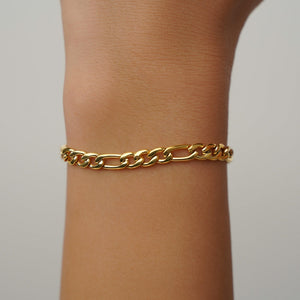 Elegant Gold Satellite Bracelet - Dainty Beaded Chain for the Perfect Minimalist Gift.