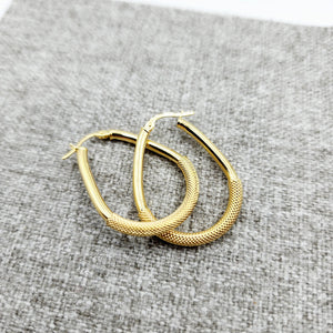 Elegant 10K Yellow Gold Textured Oval Hoop Earrings - Timeless Everyday Style.