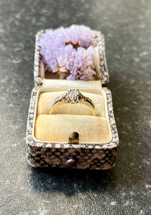 Vintage 9Ct Yellow Gold Diamond Starburst Engagement Ring (Size US 7 1/2)