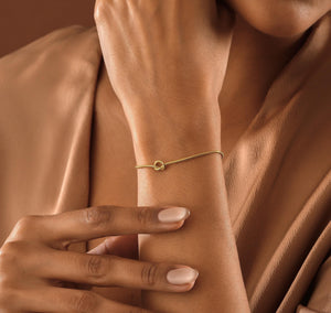 Stunning 14K Gold Love Knot Bracelet for Couples - Elegant Friendship Snake Chain Gift.