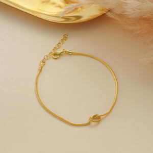 Stunning 14K Gold Love Knot Bracelet for Couples - Elegant Friendship Snake Chain Gift.