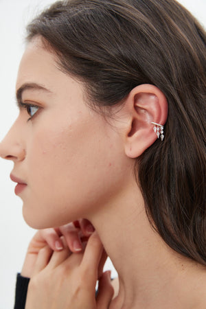 18K Gold Kite Diamond Ear Cuff: No Piercing Needed