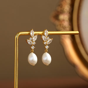 Diamond Pearl Drop Earrings,Freshwater Pearl Earrings,Crystal Bridal Earrings,Gold Leaf Diamond Earrings,Wedding Earrings,Bridesmaid Gift