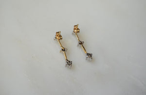 3-Diamond Straight Line Earrings / Vintage Estate 1990S 14K Gold 0.10TCW Brilliant Diamond Three-Stone Straight Line Dangle Drop Earrings